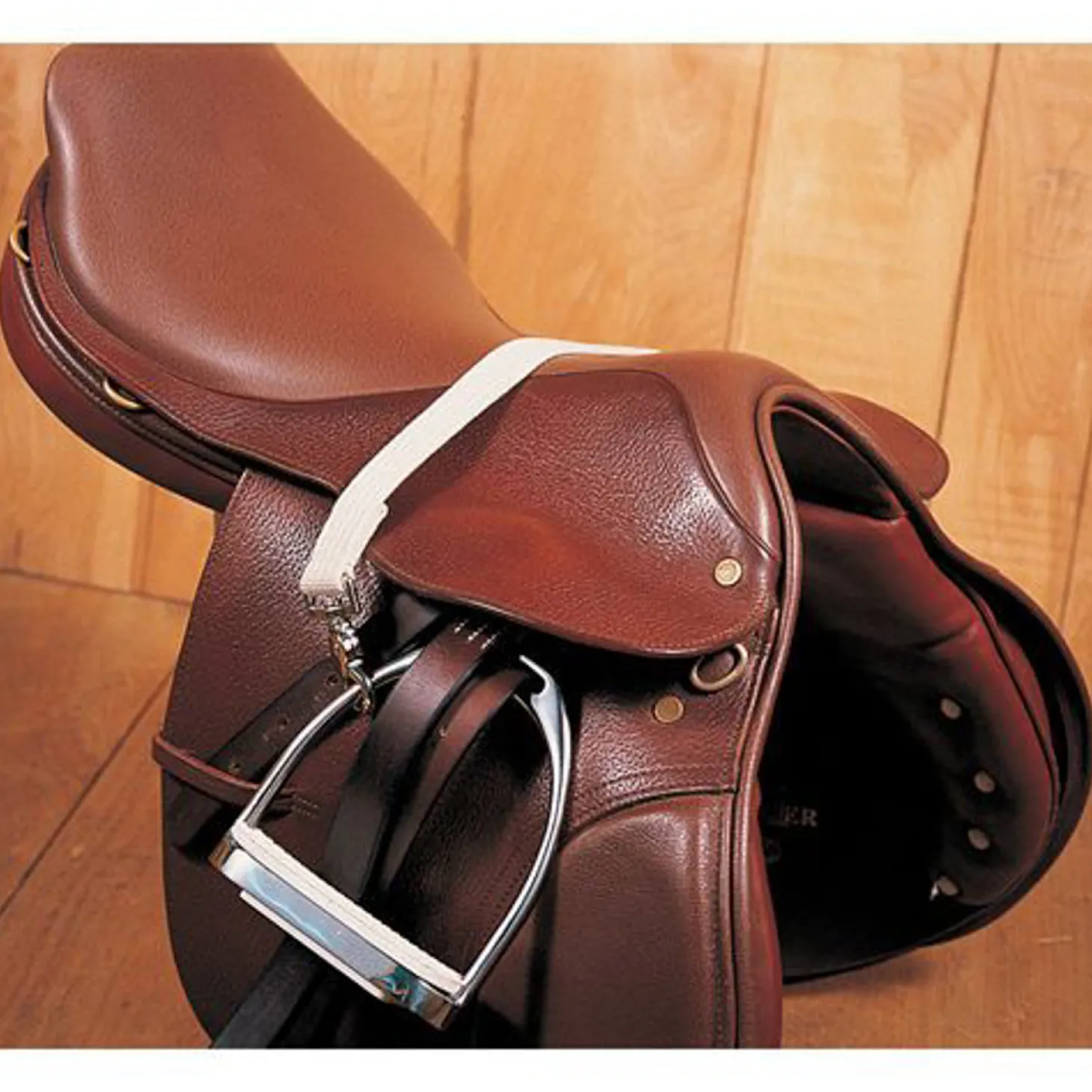 DS Stirrup Keeper