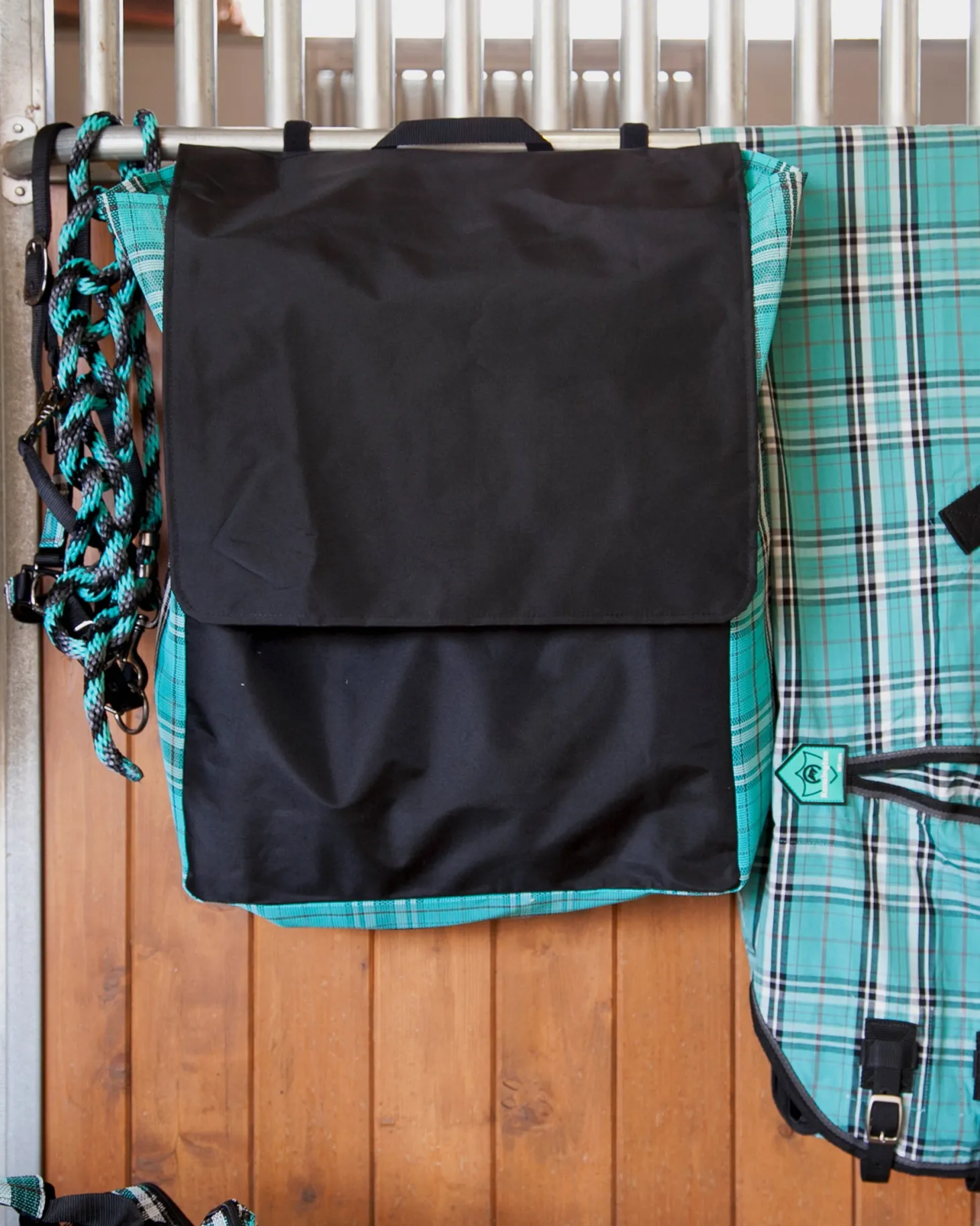 Kensington™ All Around Blanket Storage Bag