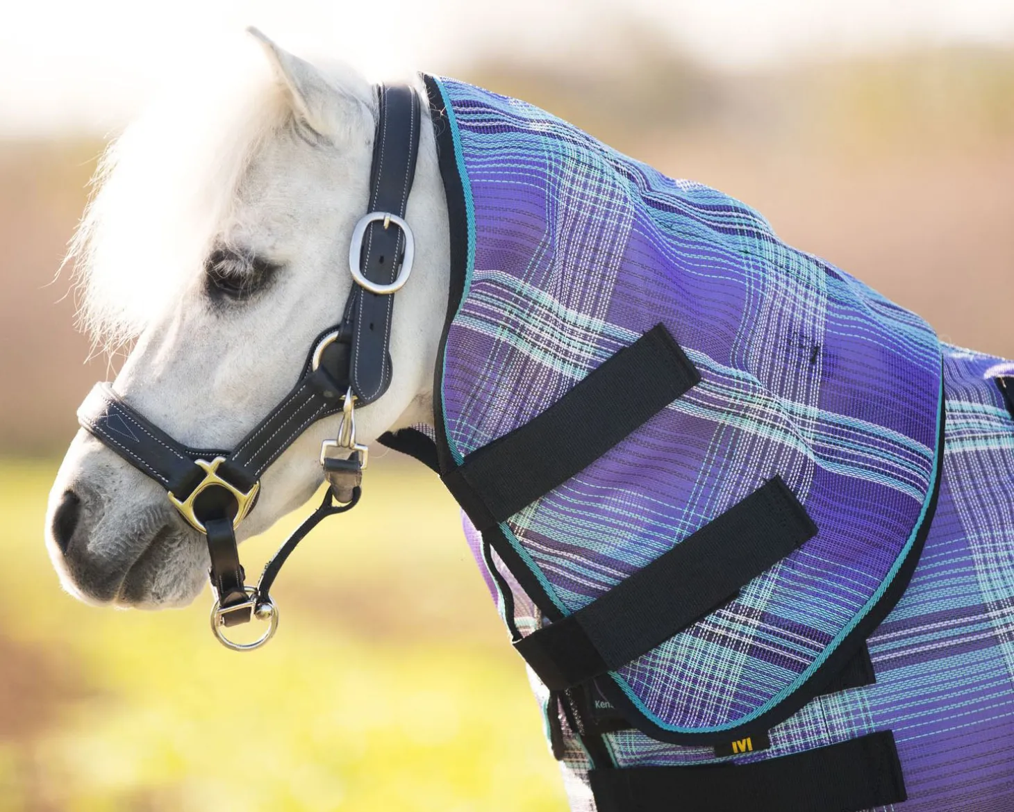 Kensington™ Mini Protective Neck Cover
