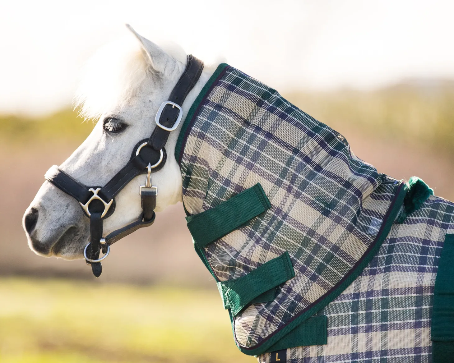 Kensington™ Mini Protective Neck Cover