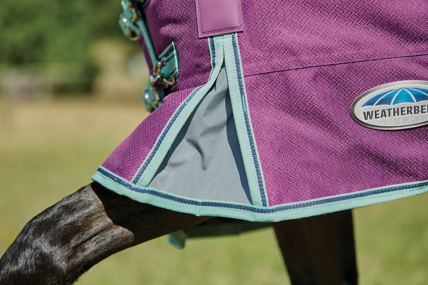 WeatherBeeta® Pony ComFiTec™ Premier Free II Detach-A-Neck Medium-Weight Turnout Blanket